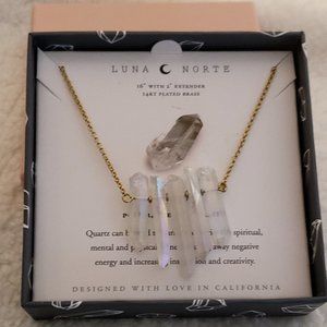 NIB Luna Norte Crystal Bar Necklace